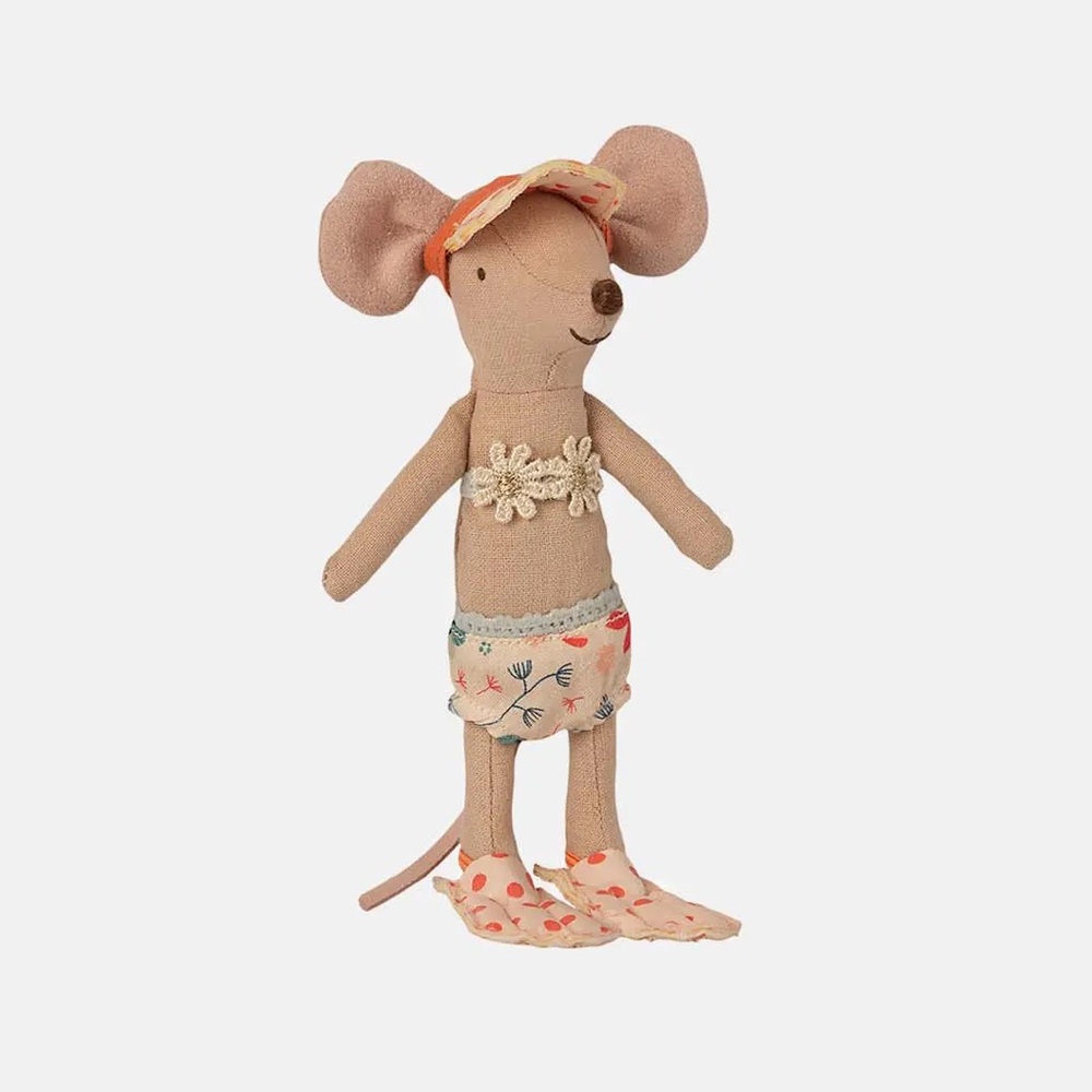 Maileg Big Sister Beach Mouse in Blue Cabin de Plage